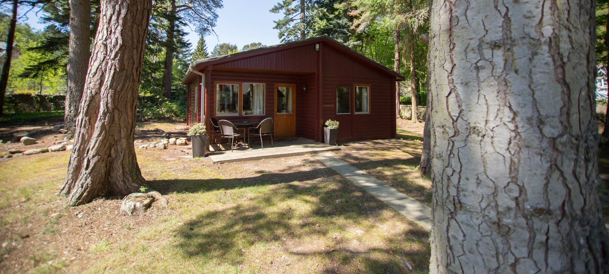 <h2>7 self-catering lodges in the heart of Ballater and Royal Deeside - Craigcollich Lodge</h2><div class='slide-content'></div>